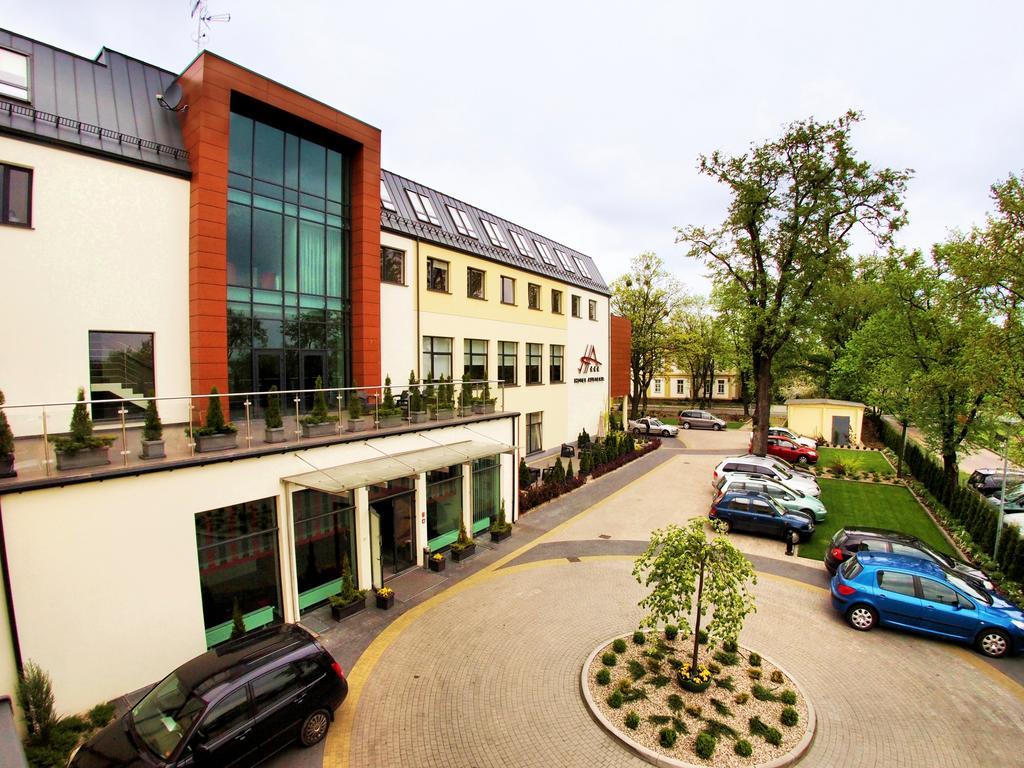 Hotel Austeria Conference & Spa Ciechocinek Exteriör bild