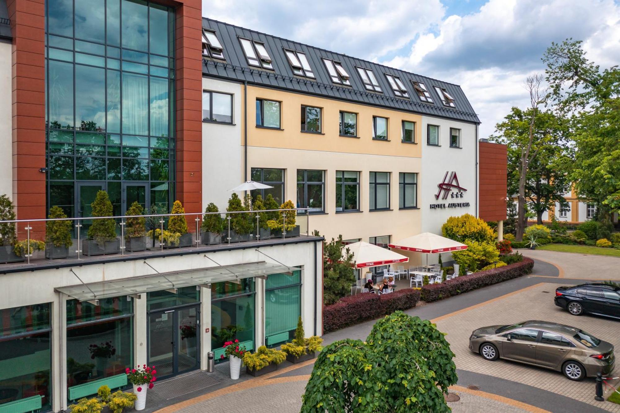 Hotel Austeria Conference & Spa Ciechocinek Exteriör bild
